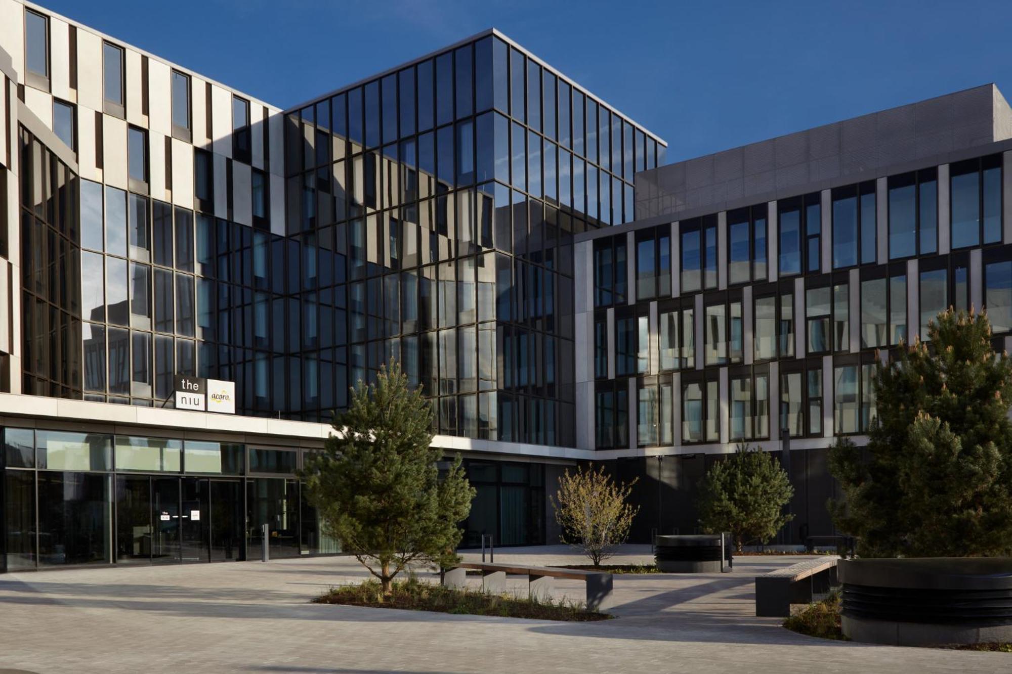 Holiday Inn - The Niu, Hub Dusseldorf Messe By Ihg Bagian luar foto