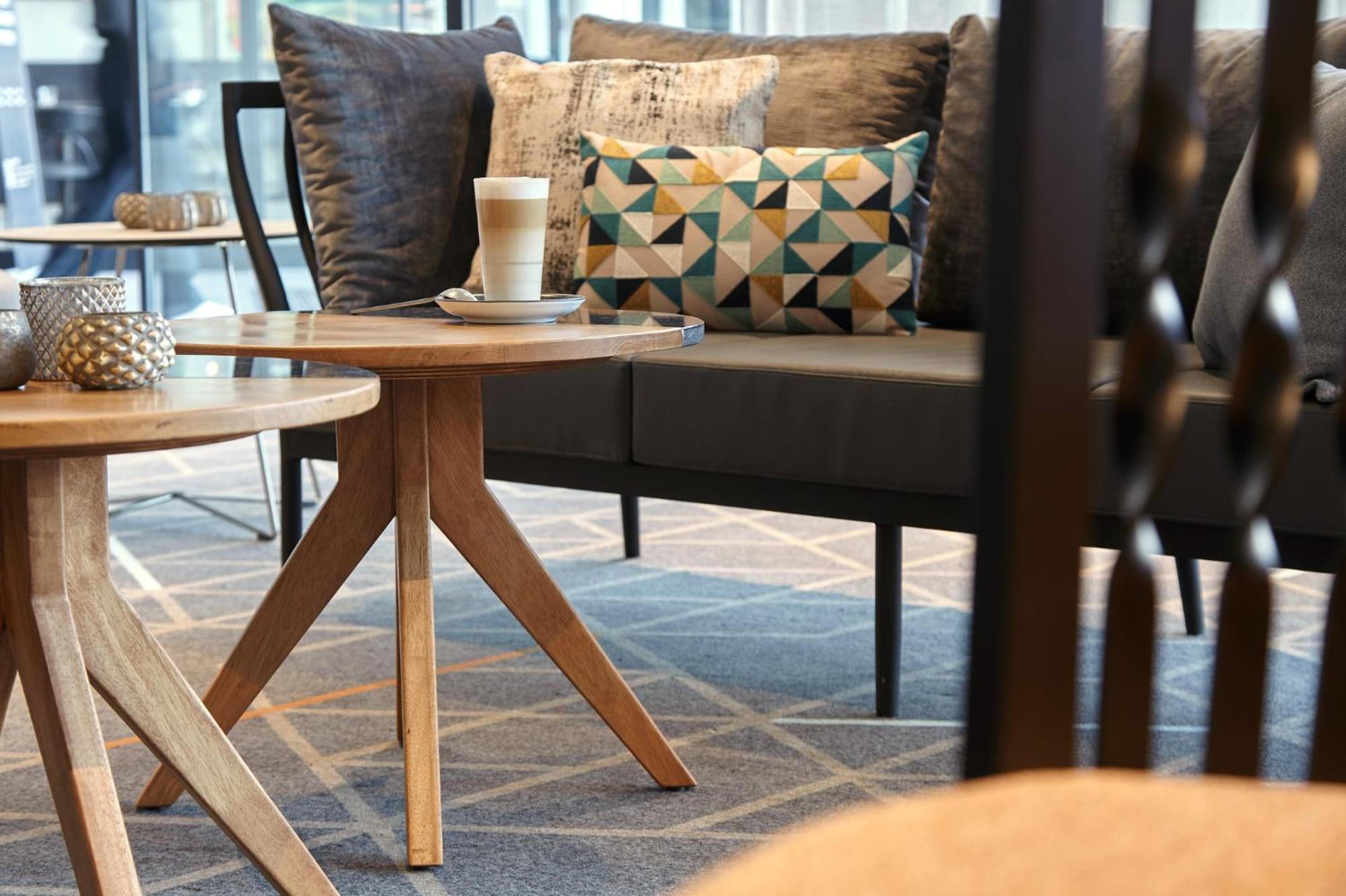 Holiday Inn - The Niu, Hub Dusseldorf Messe By Ihg Bagian luar foto